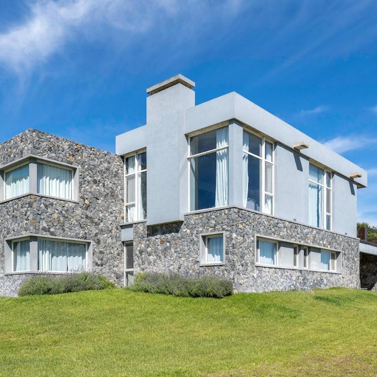 Oceanfront Mansion - Villa - 14