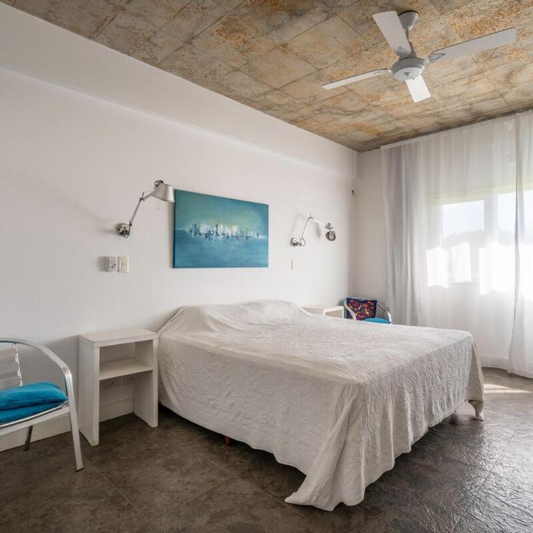 Oceanfront Mansion - Villa - 33