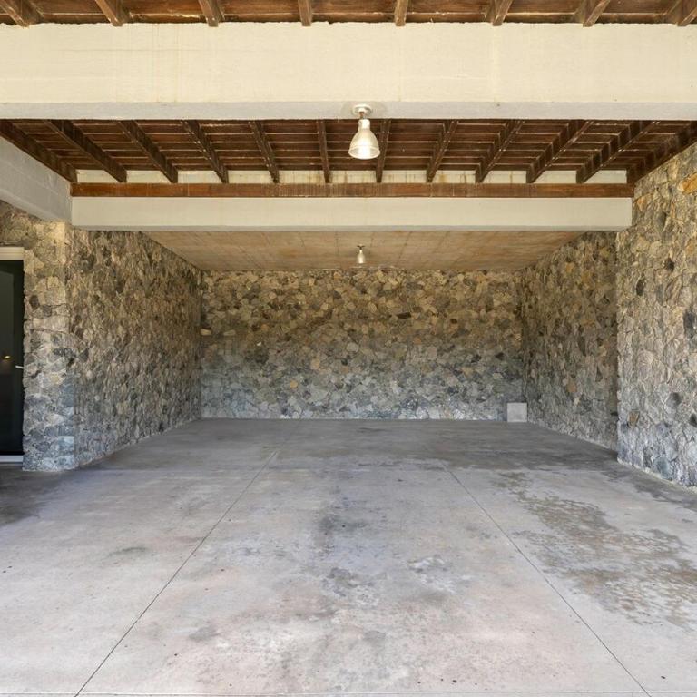 Oceanfront Mansion - Villa - 43