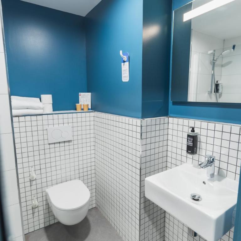 ibis budget Madrid Albasanz - Double Room - 11