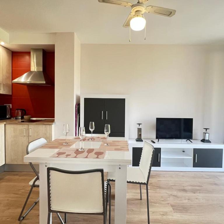 Apartamento con Terraza cerca del Mar - Apartamento con vistas y balcón - 8