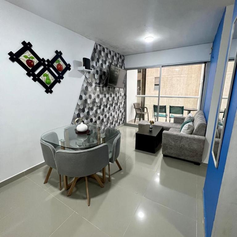 Rent by days, 4th floor apartment - Apartamento de 3 dormitorios - 9
