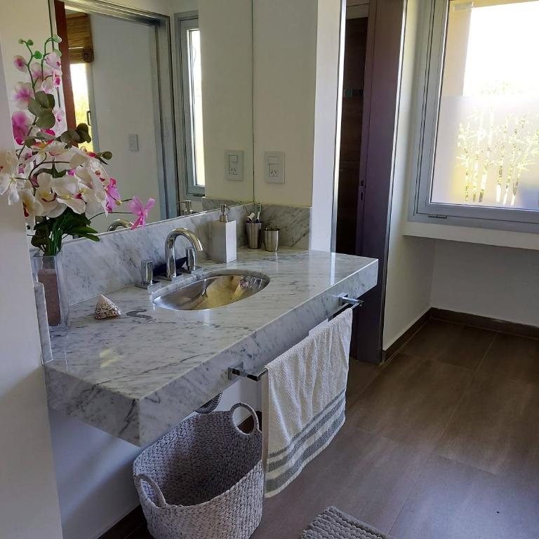 CASA DE CATEGORIA EN LAS SIERRAS de CORDOBA - Casa de 3 dormitorios - 9