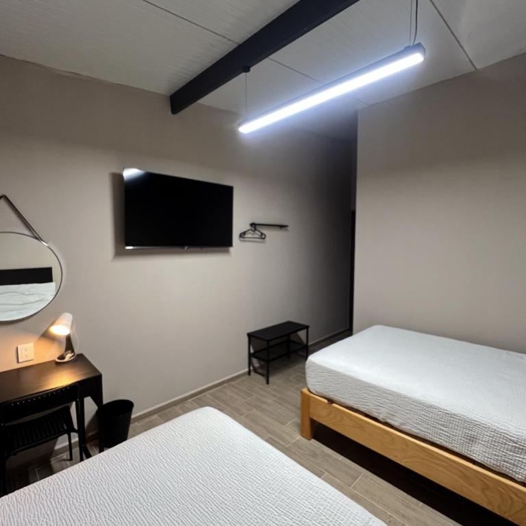 Urban Beds Expo Guadalajara - Habitación Doble - 2 camas - 4