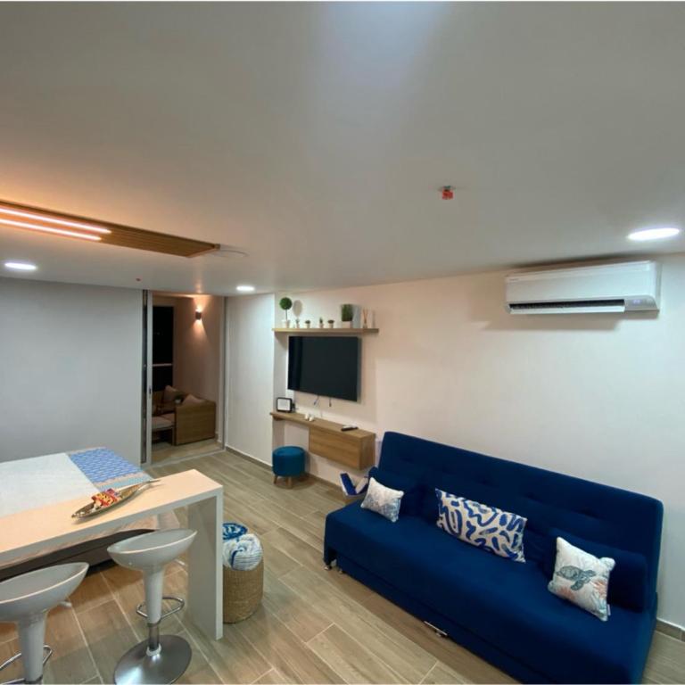 Apartamento frente al mar cerca al aeropuerto - One-Bedroom Apartment with Balcony and City View - 3