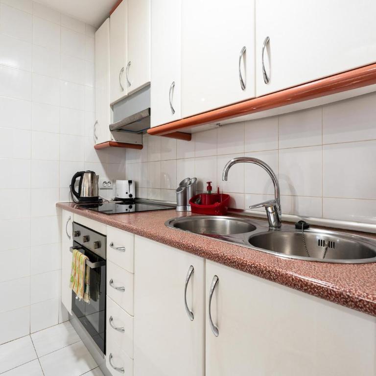 Beachfront apartment in Marbella - One-Bedroom Apartment - 13