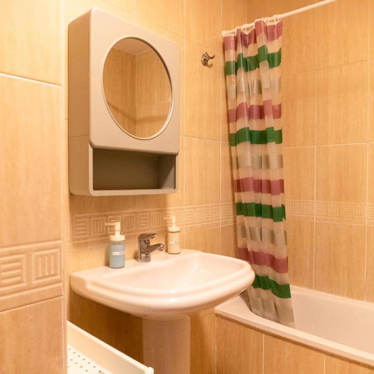 Vacation Apartment in Roquetas de Mar - Apartamento de 1 dormitorio - 13