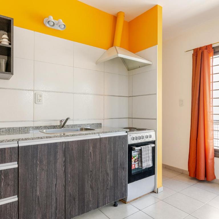 Departamentos Brown -WiFi 100 MB - Cochera - Parrilla - Aire - TV Cable - Apartamento de 1 dormitorio - 3