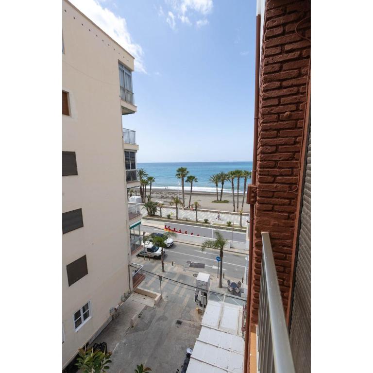 Beachfront vacation apartment Almuñécar - Apartamento de 2 dormitorios - 23