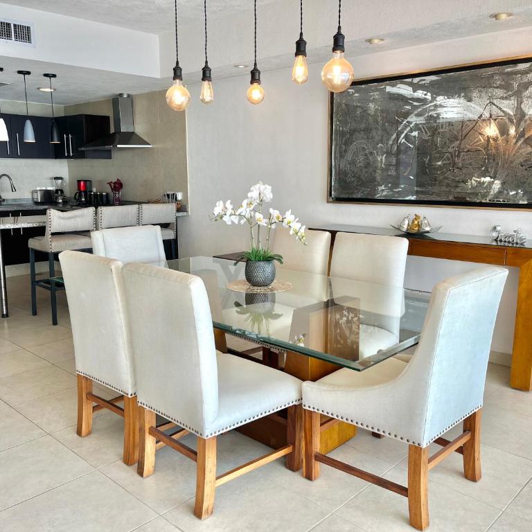 Grand Venetian Beachfront Condos - Apartamento con terraza - 29