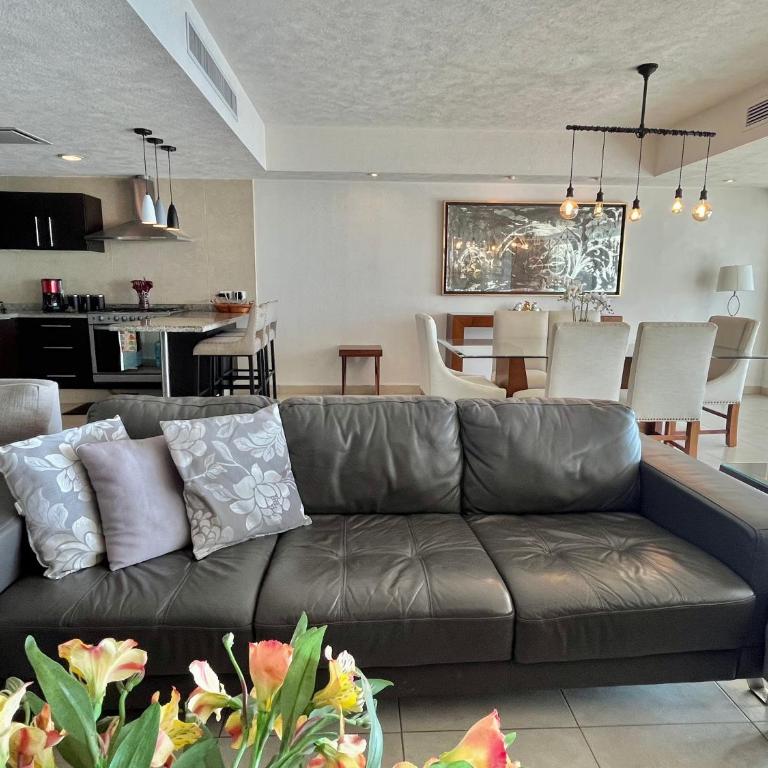 Grand Venetian Beachfront Condos - Apartamento con terraza - 24