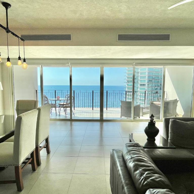 Grand Venetian Beachfront Condos - Apartamento con terraza - 23