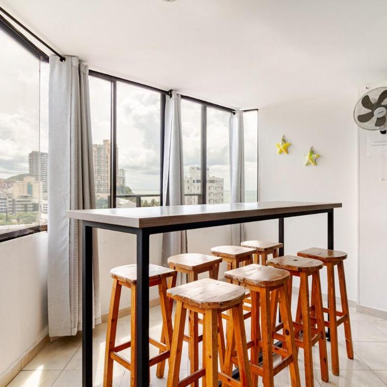 ESPECTACULAR APARTAMENTO EN LA PLAYA EL RODADERO - Apartamento de 2 dormitorios - 4