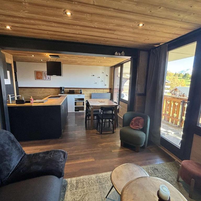 Appartement rénové 3 pièces, Alpe d'Huez, balcon, parking - FR-1-405-375 - Appartement - 6