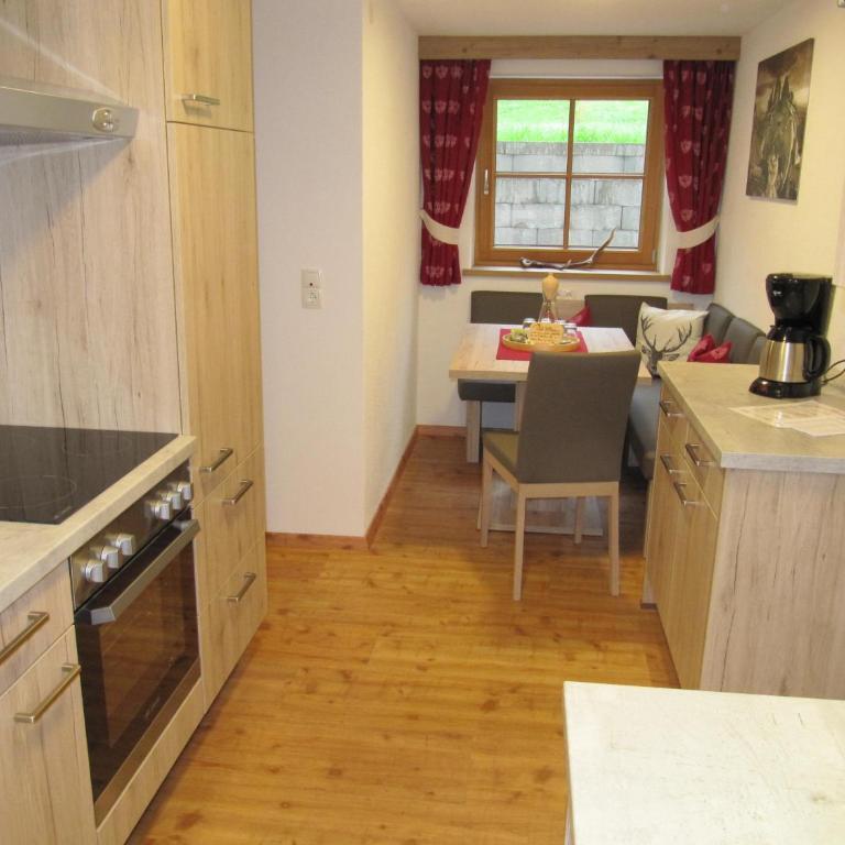 Landhaus Alpenjäger - Apartment mit 2 Schlafzimmern - 15