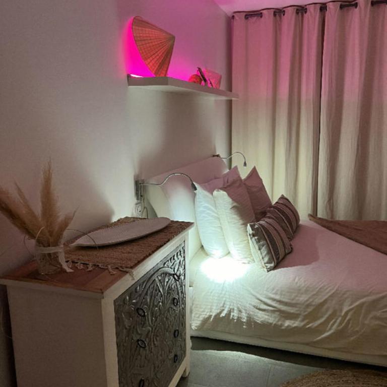 Chambres d'hotes Deluxe Jacuzzi Mas de l'Etoile - Chambre Lit King-Size Deluxe - 13