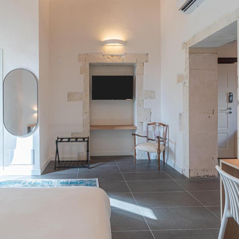 La Dimora di San Nicola Ortigia Boutique Apartments - Terrace & Jacuzzi Access - Appartamento con Balcone - 18