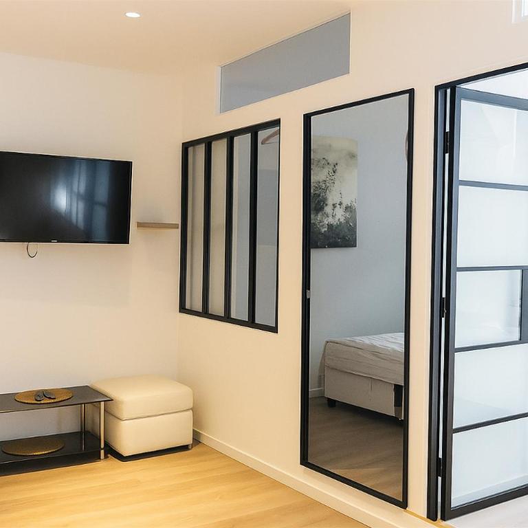PERE LACHAISE - MONTMARTRE Trendy Paris center - Appartement 3 Chambres - 24
