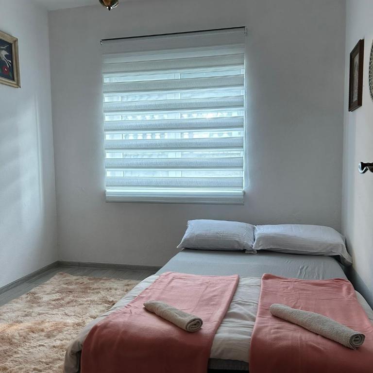 Magistral Stay - Three-Bedroom Apartment - 1