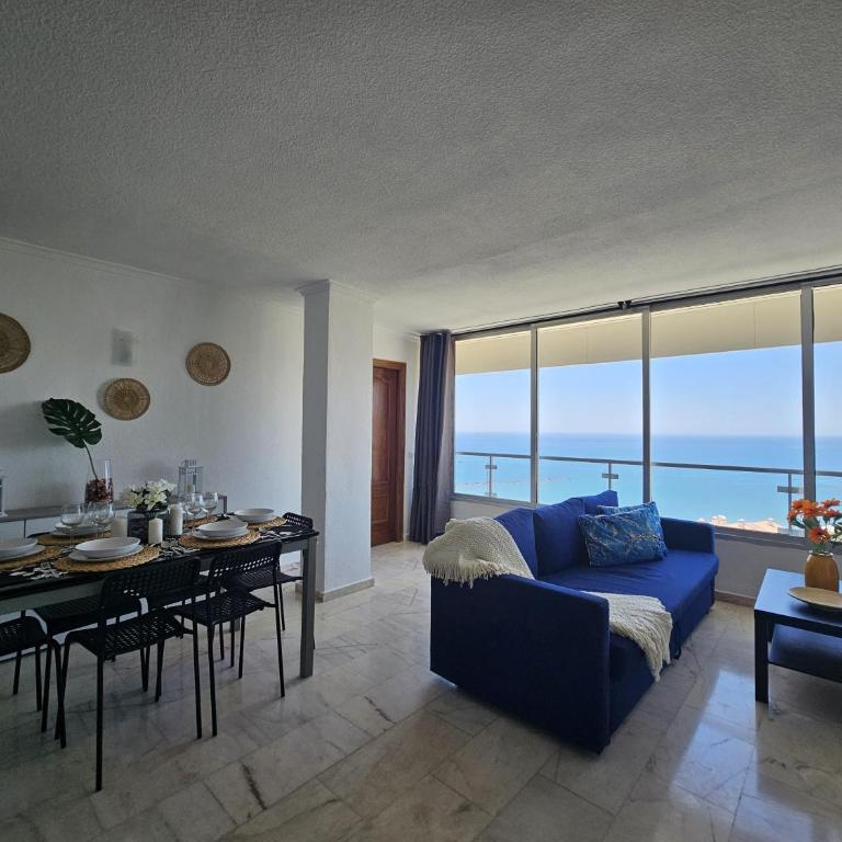 Apartamento en Benalmádena en la playa con piscina Frontal al mar - Apartamento de 2 dormitorios - 12