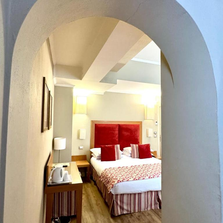 Hotel Perseo - Superior Double or Twin Room with City View - 3