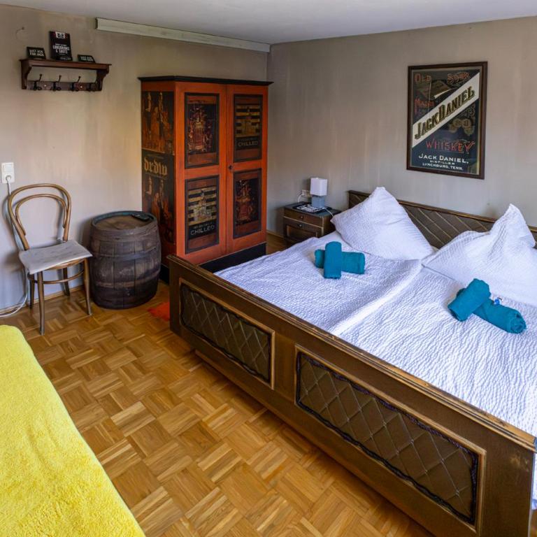 Goldiger Hirsch Pension mit Gemeinschaftsküche - Doppelzimmer - 5