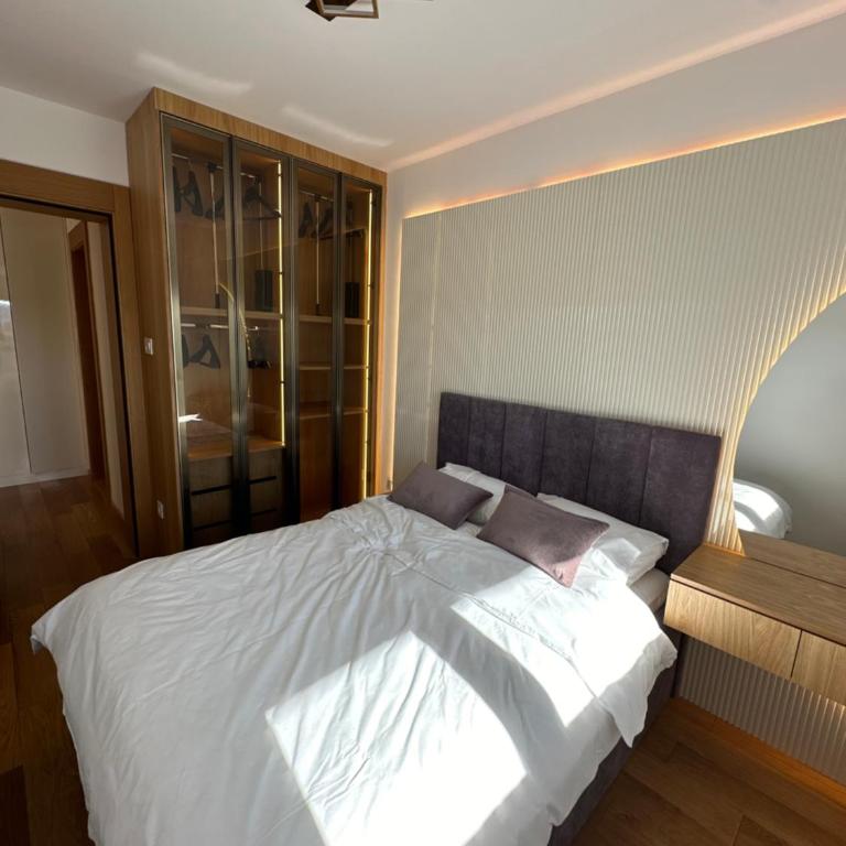 Apartman LUX 46 - Apartman sa 2 Spavaće Sobe - 12