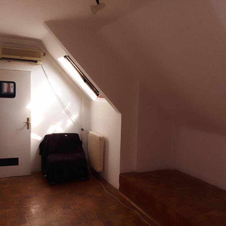 Art studio Banjica - Double Room - 2