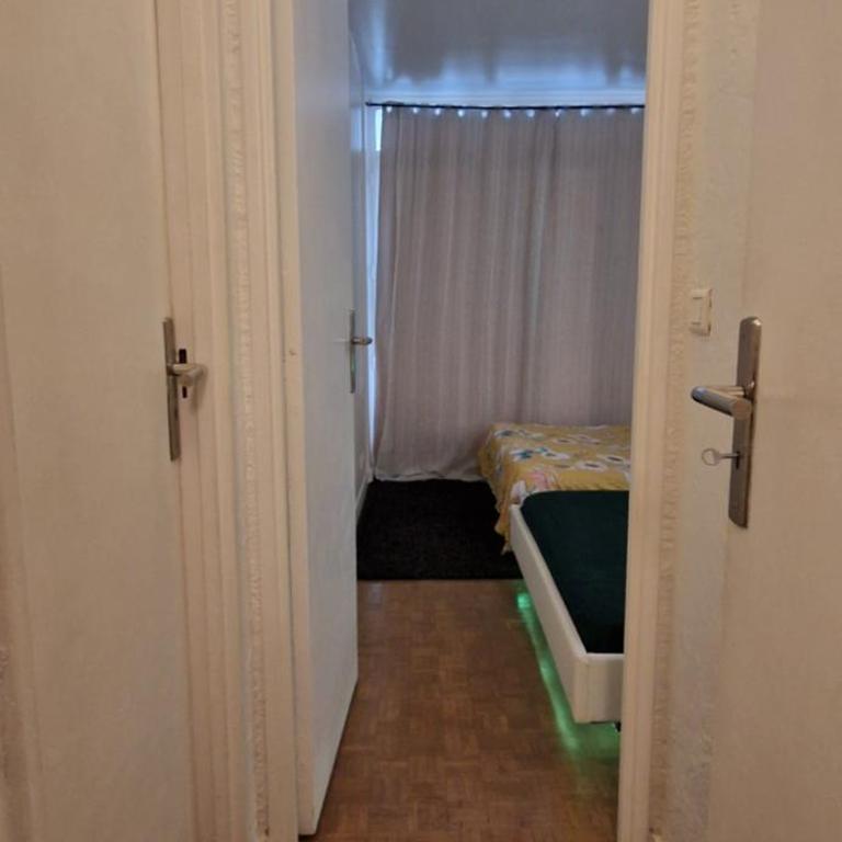 Chambre pour 4 chez Rihani près de la Tour Eiffel - Chambre Double - 10
