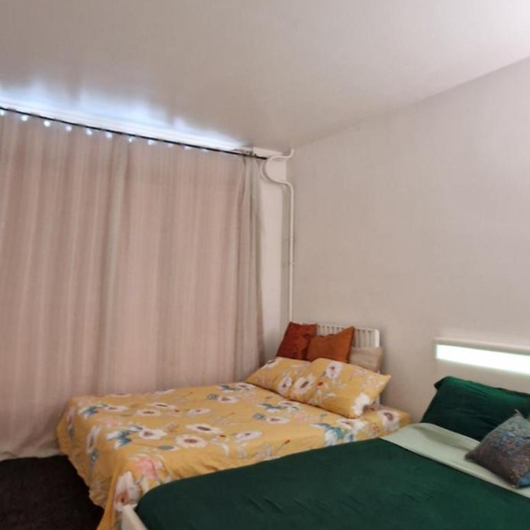 Chambre pour 4 chez Rihani près de la Tour Eiffel - Chambre Double - 9