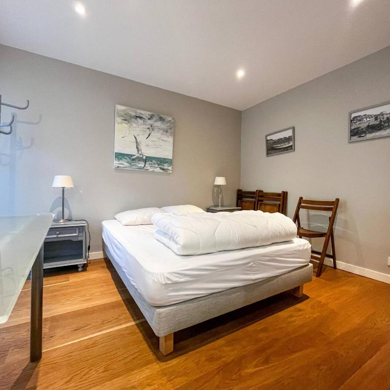Large lakeside house - Mayvillage - Maison de Vacances 4 Chambres - 39