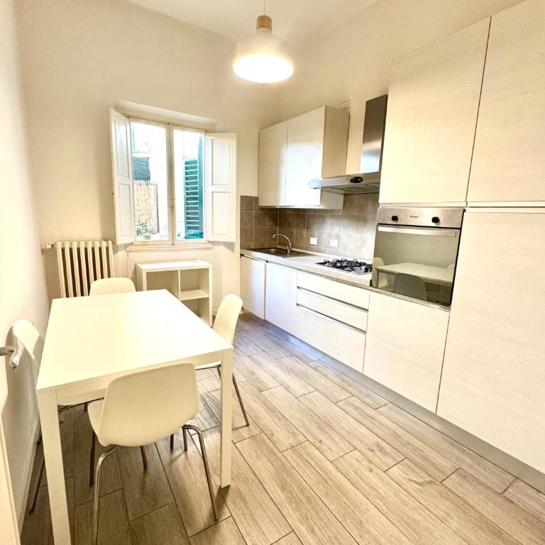 On the banks of Santa Croce - Appartamento con 2 Camere da Letto - 7