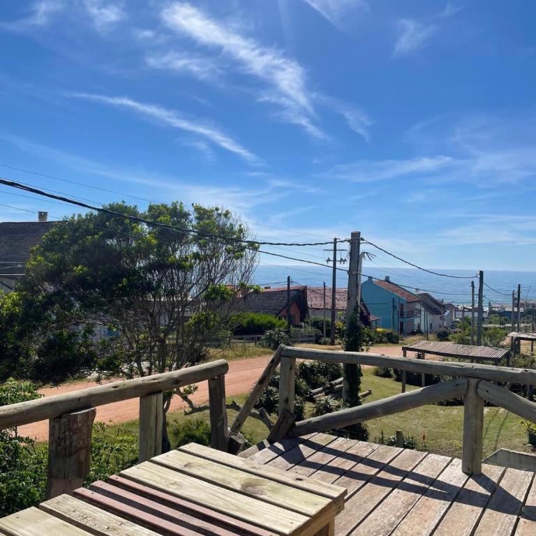 Casa Punta Del Diablo - Three-Bedroom House - 23