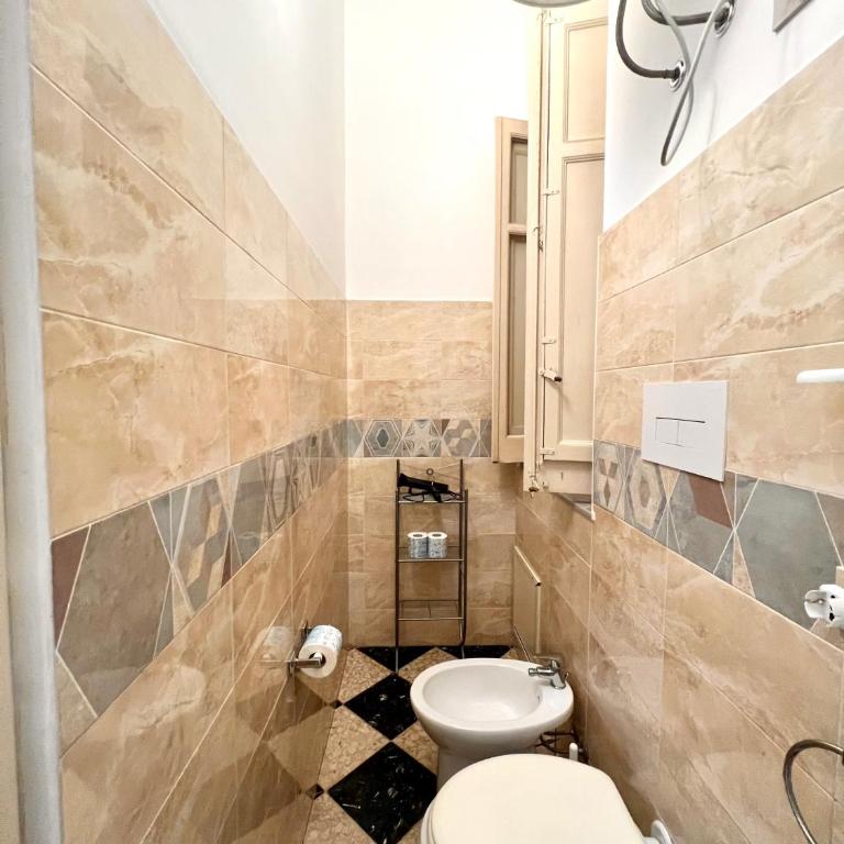 Casa Jolanda B&B - Camera Matrimoniale con Bagno in Comune - 9