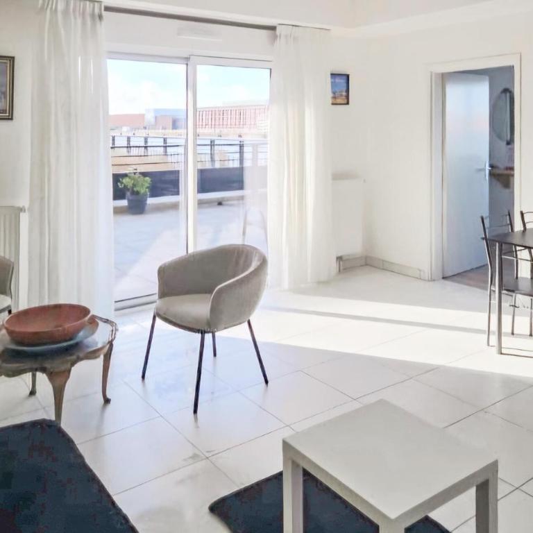 Beautiful Apartment In Dunkerque With Wifi - Appartement 1 Chambre - 2