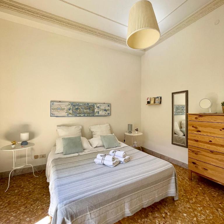 Casa Jolanda B&B - Camera Matrimoniale con Bagno in Comune - 4