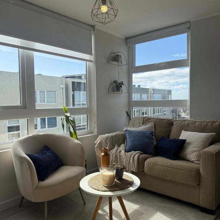 Refugio del Estrecho - Vista a la ciudad y calidez - Two-Bedroom Apartment with City View - 4
