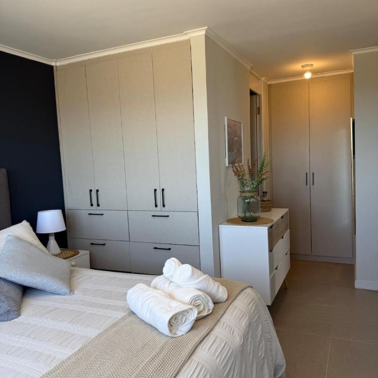 Refugio del Estrecho - Vista a la ciudad y calidez - Two-Bedroom Apartment with City View - 6