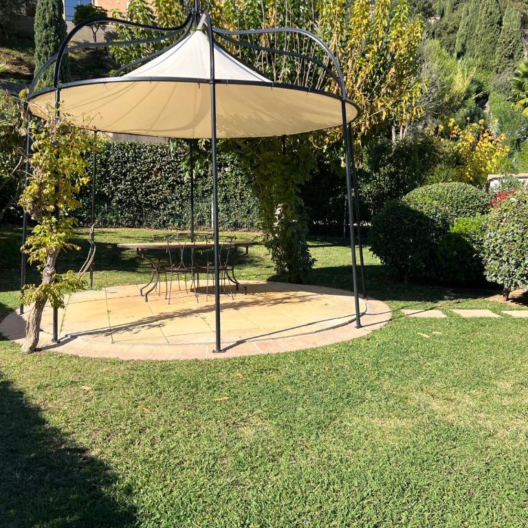L'appartement Côté Colline à Valcros - Appartement 2 Chambres avec Balcon et Terrasse - 30