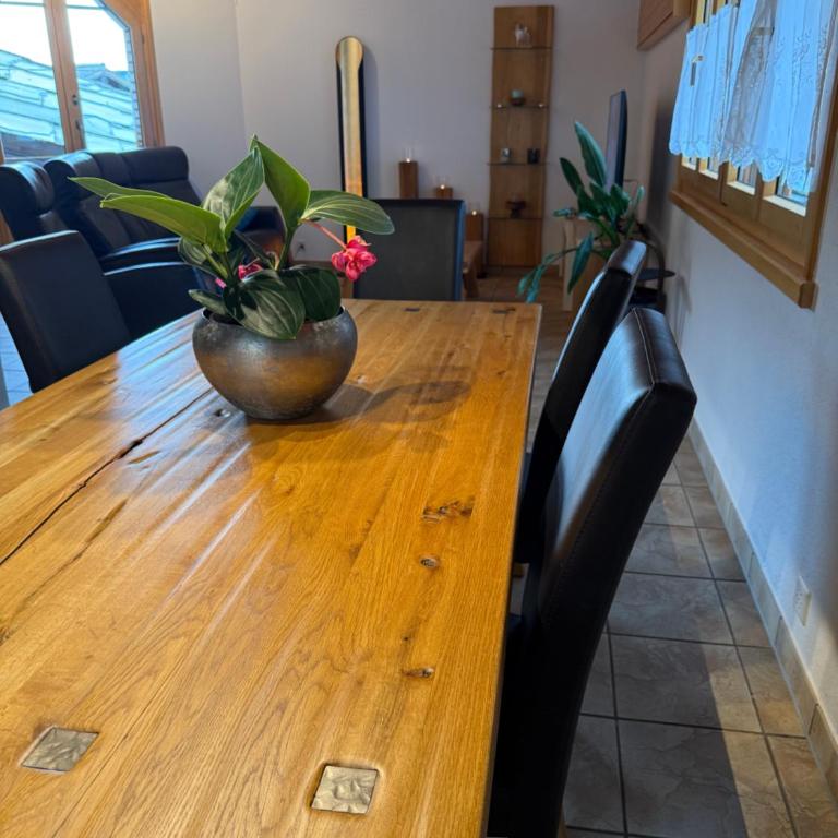 Villa Octogon - Free Parking - Wii - SportArena - Apartment mit 2 Schlafzimmern und Balkon - 2
