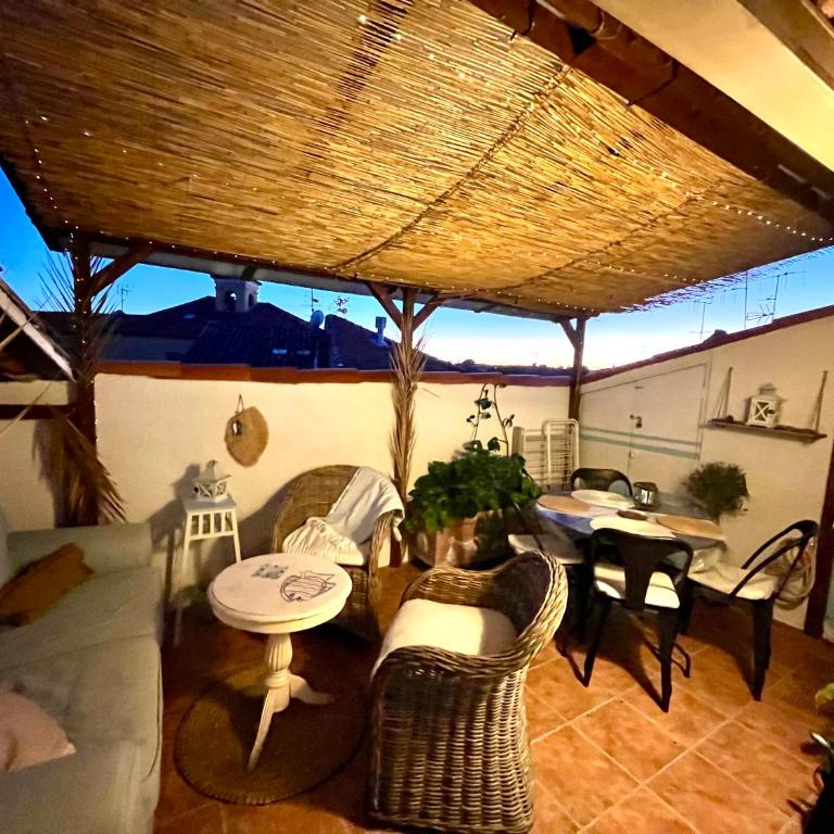 Joli cocon sous les toits au cœur de Vence et sa charmante terrasse tropezienne - Appartement 1 Chambre - 41