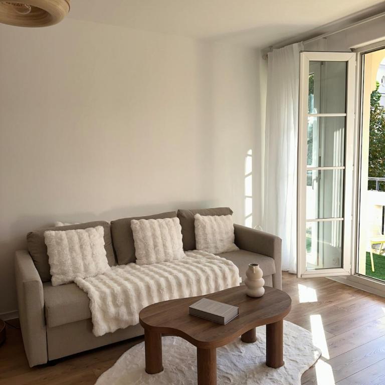 STARRY NIGHT, Disneyland - Two-Bedroom Apartment - 25