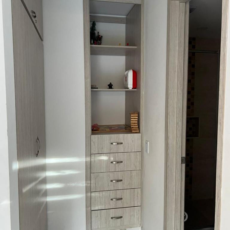 centrico Apartamento con piscina Anapoima - Apartamento Premium de 3 dormitorios con balcón - 13