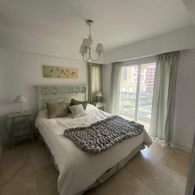 Viamonte - One-Bedroom Apartment - 3