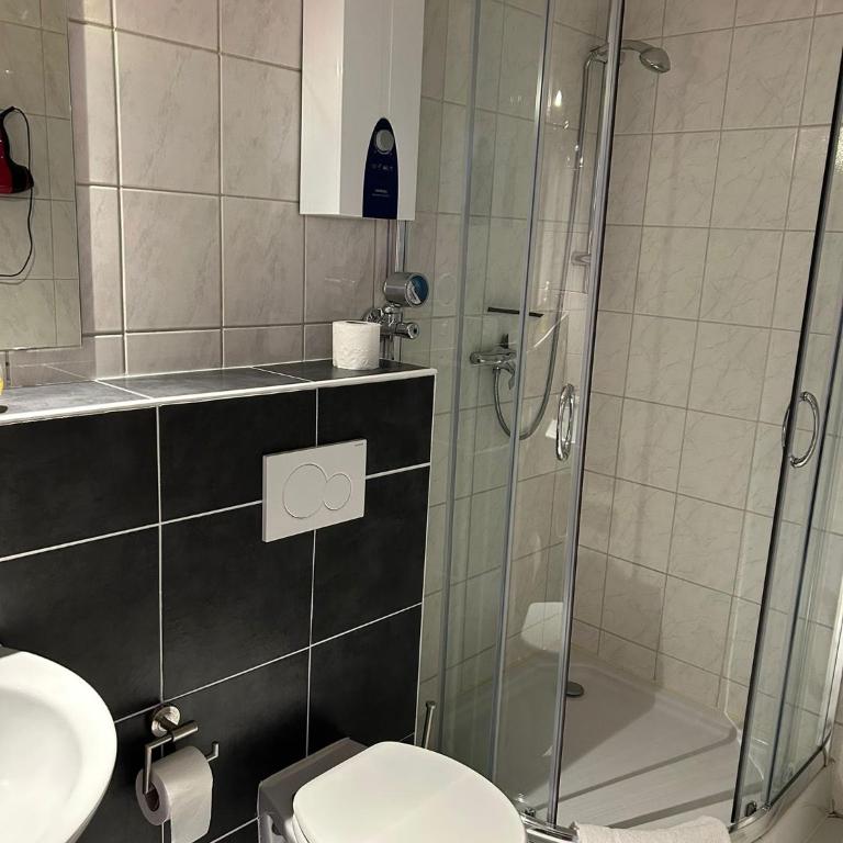 Ferienwohnung mit Schwimmbad und Gartenblick - Apartment mit 1 Schlafzimmer - 6