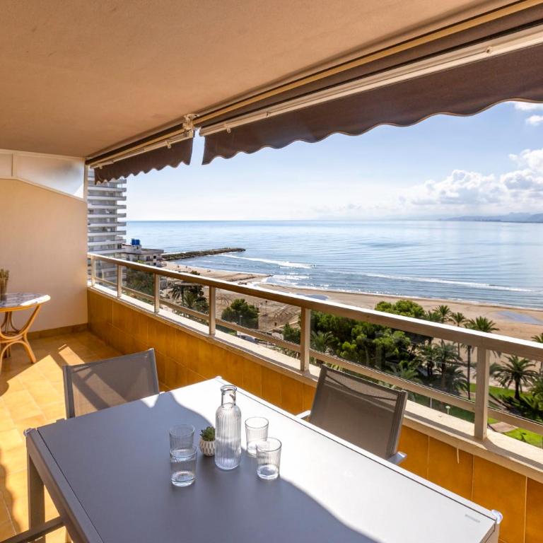 Florazar 2 Pool & Private Balcony - One-Bedroom Apartment - 1
