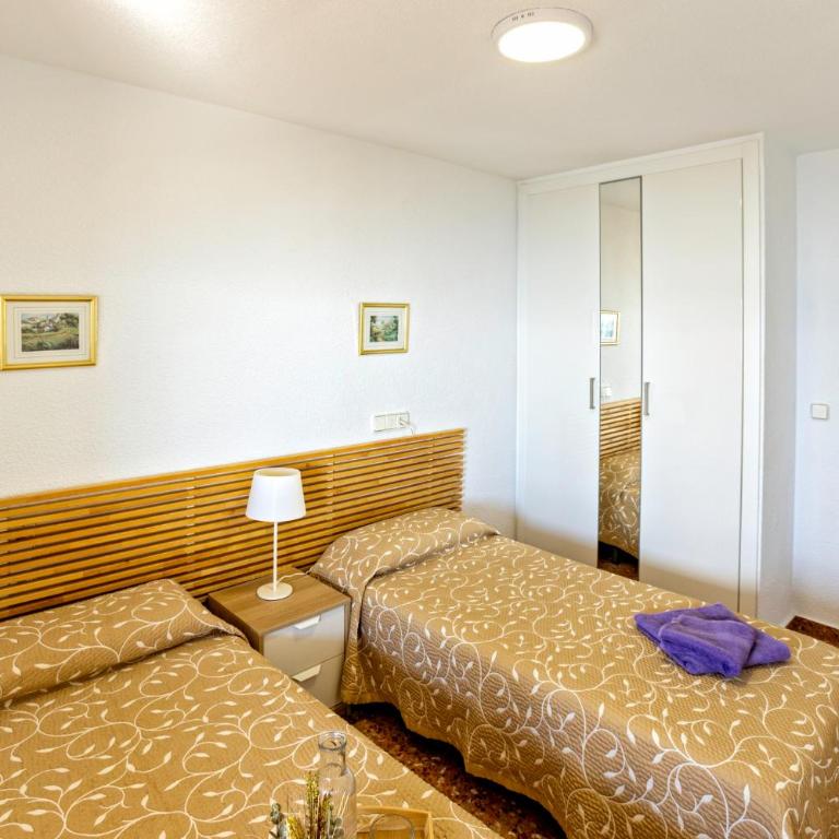Florazar 2 Pool & Private Balcony - One-Bedroom Apartment - 32