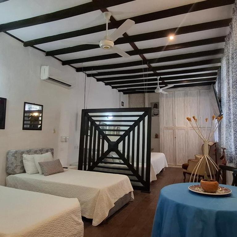 Hotel Casa de Las Palmas - Standard Quadruple Room - 3