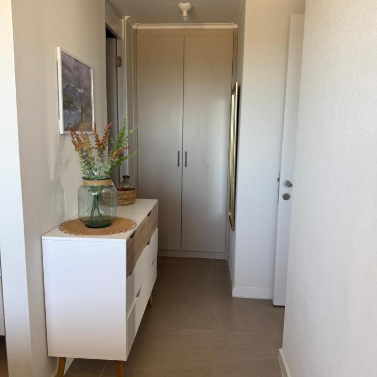 Refugio del Estrecho - Vista a la ciudad y calidez - Two-Bedroom Apartment with City View - 23