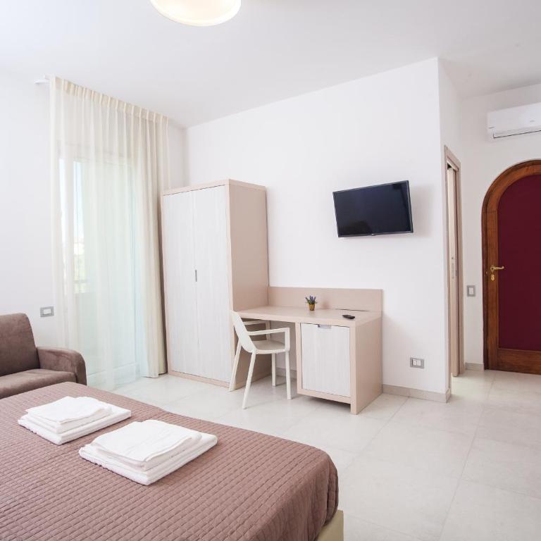 Il Gallo Con Gli Stivali - Deluxe Double or Twin Room with Balcony - 20